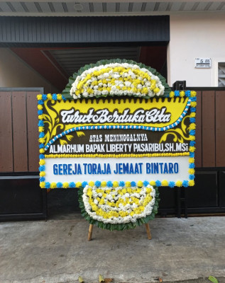 Papan Bunga Duka di Drajat