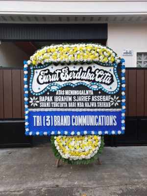 Papan Bunga Duka di Drajat